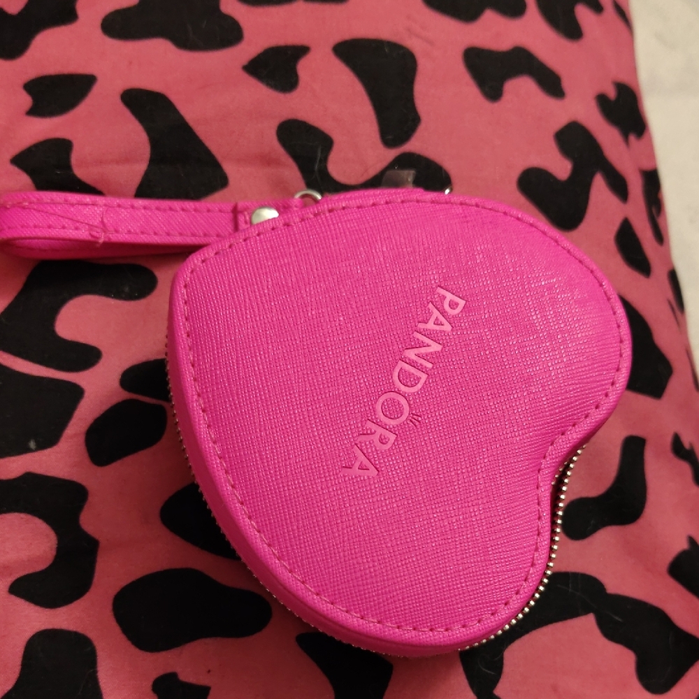 Pandora heart-shaped jewelry case